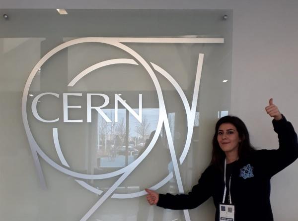 Fen Bilimleri Öğretmenimiz Aslıhan BABA, Cenevre´de Gerçekleşen CERN Türk Öğretmenler Çalıştayına Katıldı